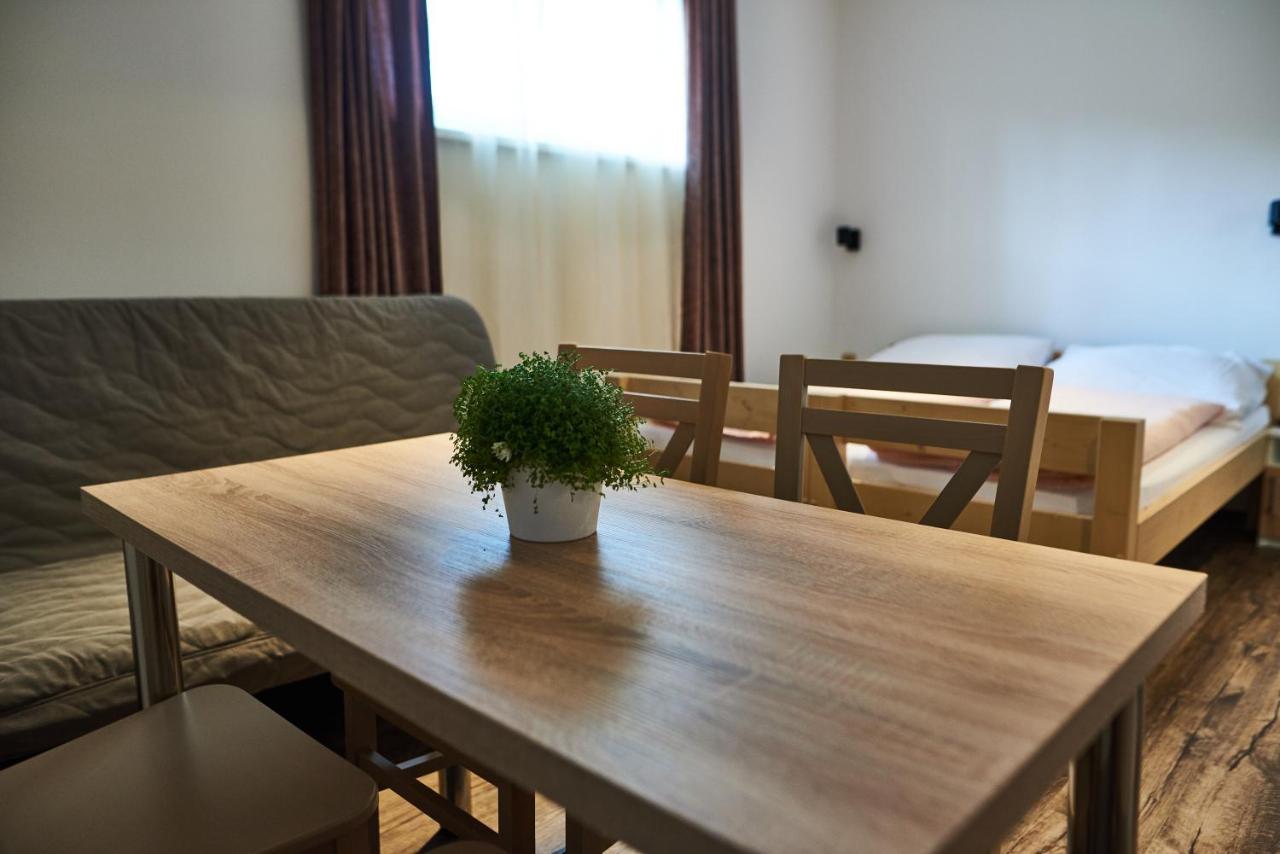 Stodola Na Bile Lejlighedshotel Bila  Eksteriør billede